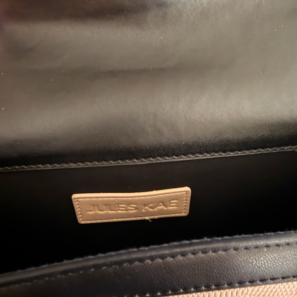 Chic Black and Tan Crossbody Bag - Picture 3 of 7